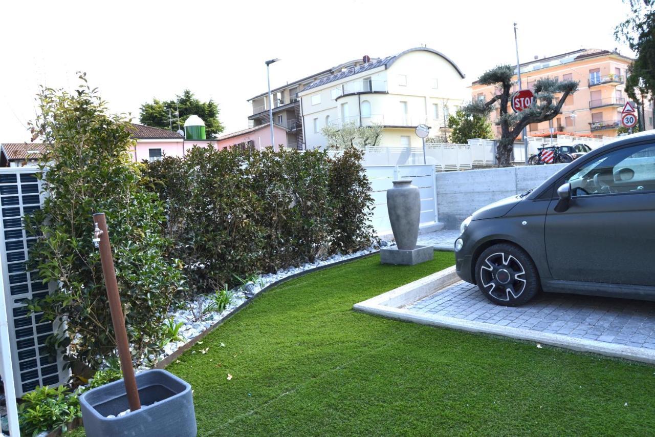 Iris Ar Holiday-Home Peschiera del Garda Zewnętrze zdjęcie