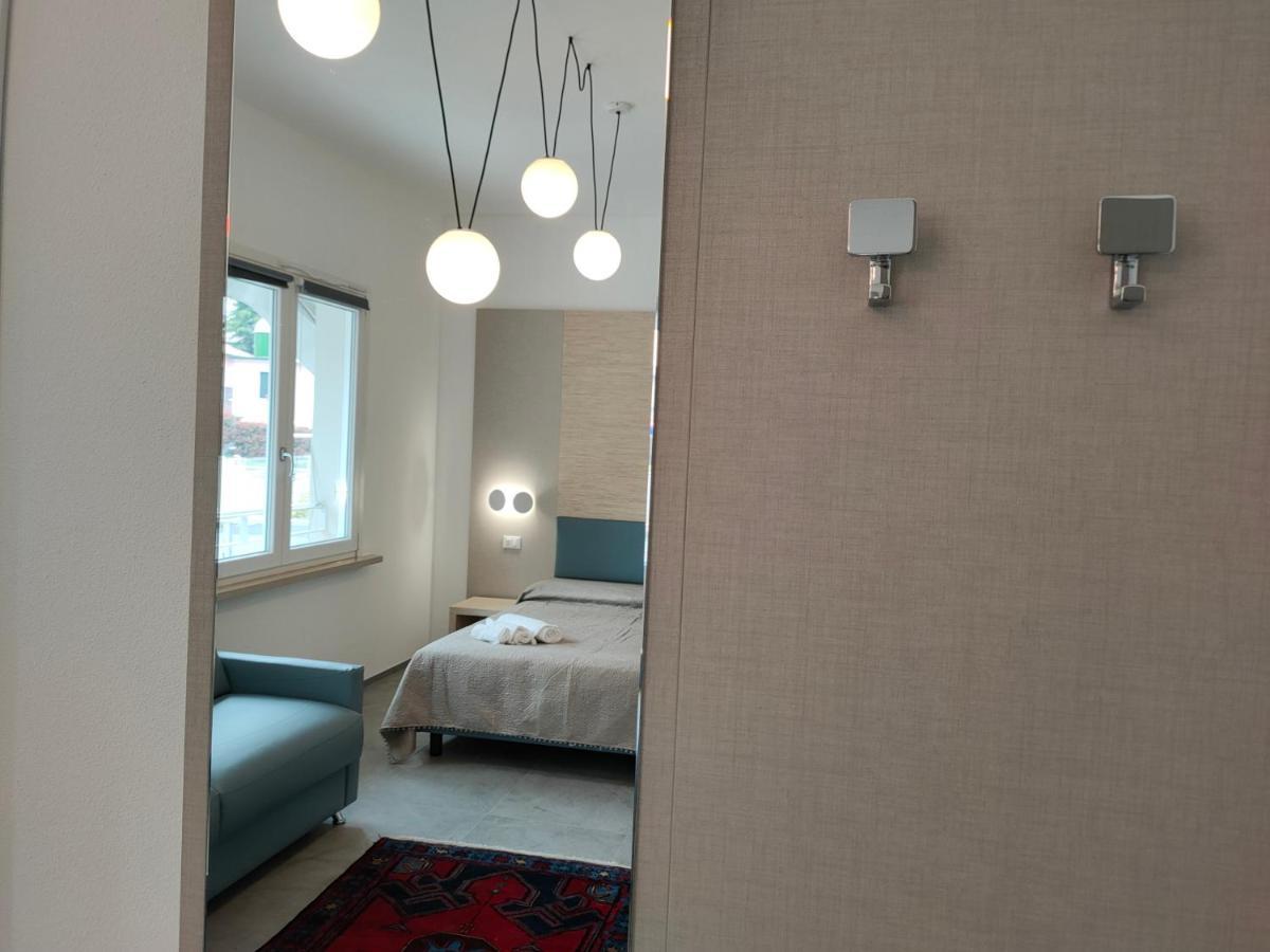 Iris Ar Holiday-Home Peschiera del Garda Zewnętrze zdjęcie